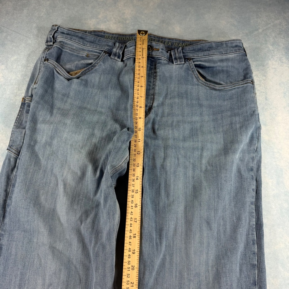 Duluth Ballroom Double Flex Jeans Mens 38x30 Light Wash Excellent Relaxed Fit - Picture 10 of 11